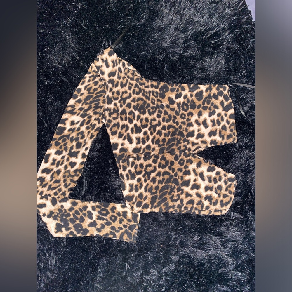 Cheeta print crop top